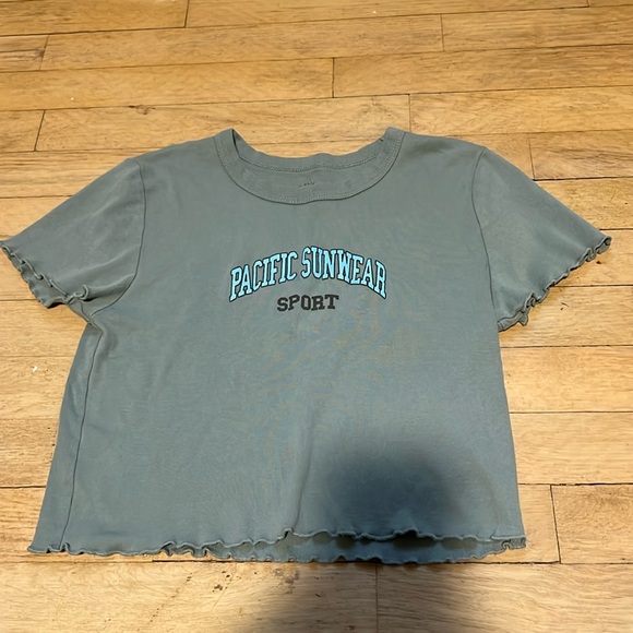 Pac Sun Top - Picture 1 of 2